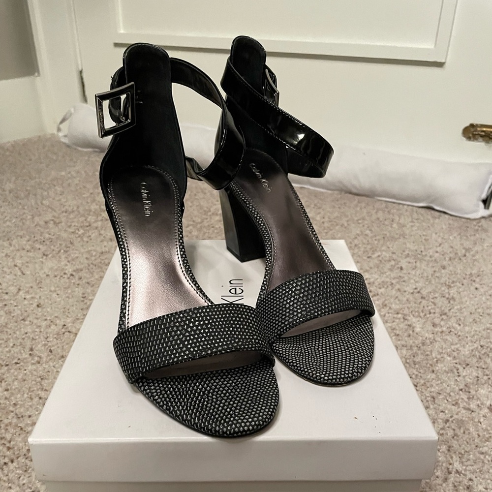 Stunning patent sandals